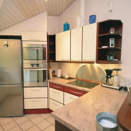 Cozy Home In Vaeggerlose With Wifi Bøtø By