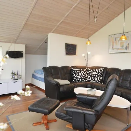 Cozy Home In Vaeggerlose With Wifi *